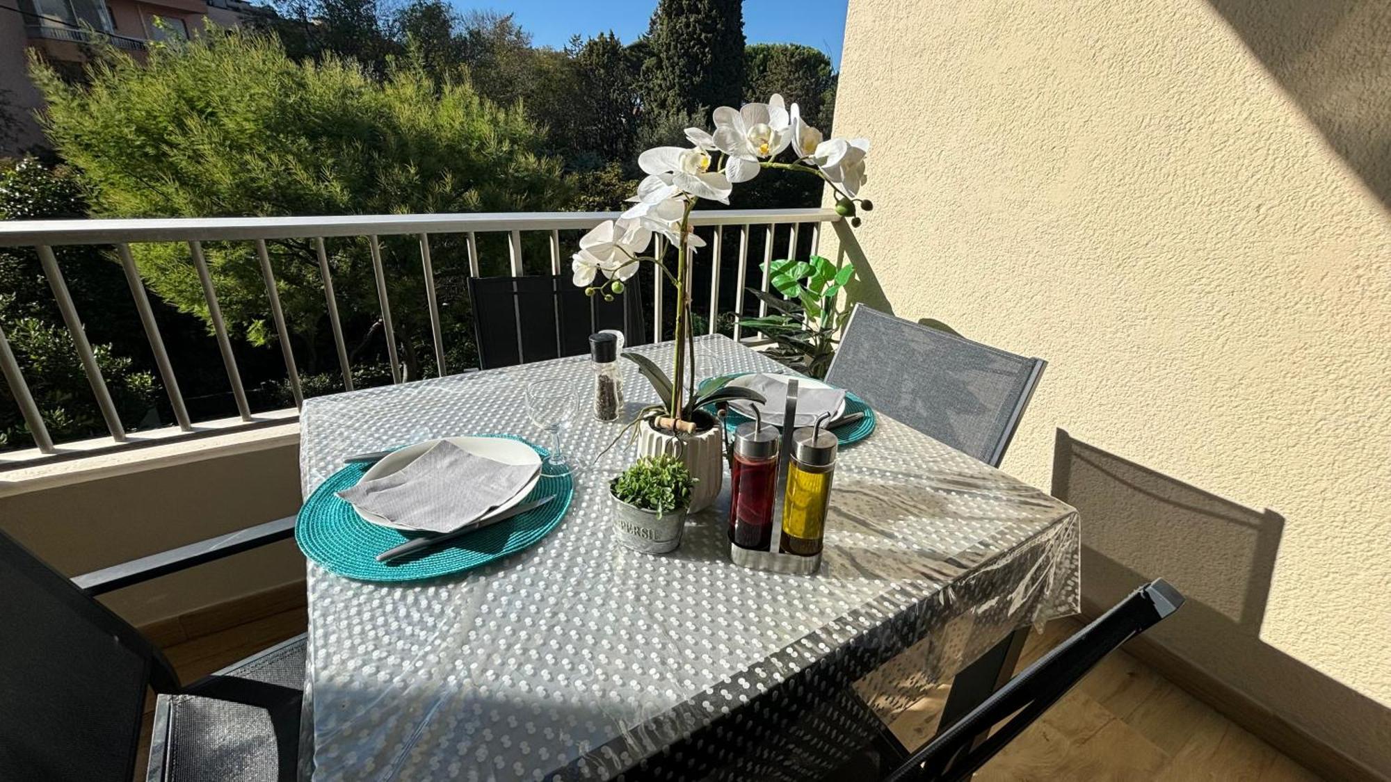 Proche Centre Sanary Studio Climatise 4 Personnes Exterior foto